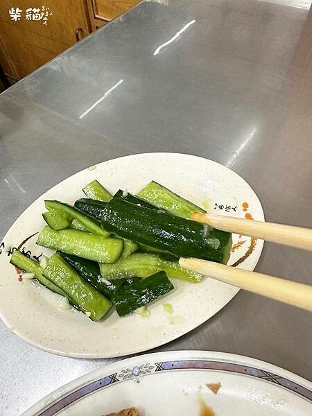 IMG_0099.jpg IMG_0099.jpg