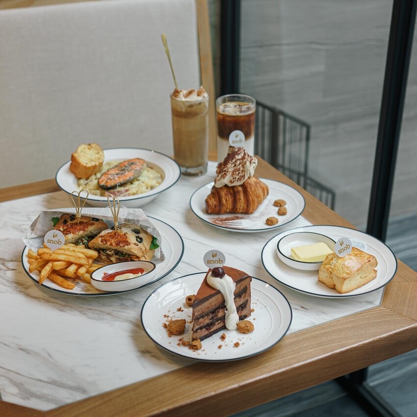 台北 信義區 Snob Cafe 市政府 不限時咖啡廳 10.jpg