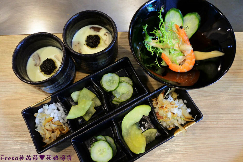 屏東美食【鹿島日式鐵板燒】龍蝦和牛奢華料理.高檔食材平價饗宴│水姑娘龍蝦│日本和牛│家樂福美食街 - Fresa芙芮莎♥莎旅憶食