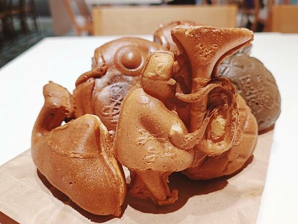 河津櫻花季kadokado雞蛋糕專売個限定「圓圓鯛魚燒」/白玉紅豆鯛魚燒/黑鳳梨/動物園系列/忠孝復興站/忠孝SOGO