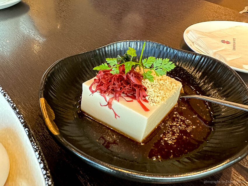 台南市東區漢來蔬食南紡店｜與各地有機農場契作的食材，創意精緻料理，台南素食者必吃！