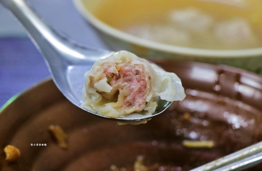 忠孝陽春麵‧忠孝市場中的傳統小吃，50年的老手藝，古早味的老味道 - 敦 小 蓮の食旅錄