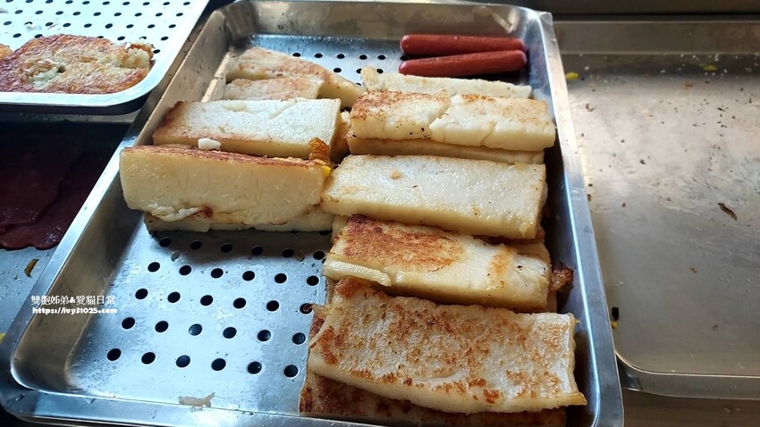 自強路上的無名早餐店 漢神百貨本館店櫃姐上班前必買 超人氣排隊