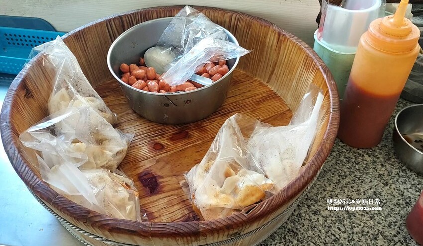 自強路上的無名早餐店 漢神百貨本館店櫃姐上班前必買 超人氣排隊