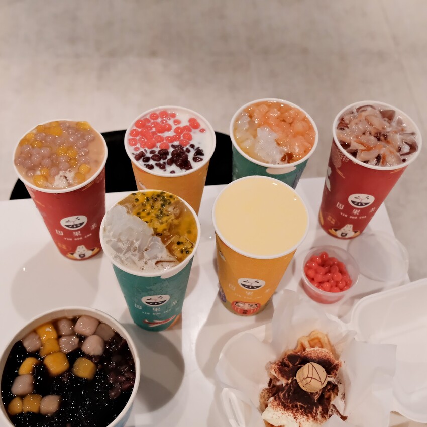 【微風南山飲料推薦】因果茶~信義區平價飲料只要50元起!免費獨家ㄤ姑粿珍珠、平價好吃可朗芙、職人豆磨豆花、招牌嫩仙草、日式復古甜點~因果茶菜單