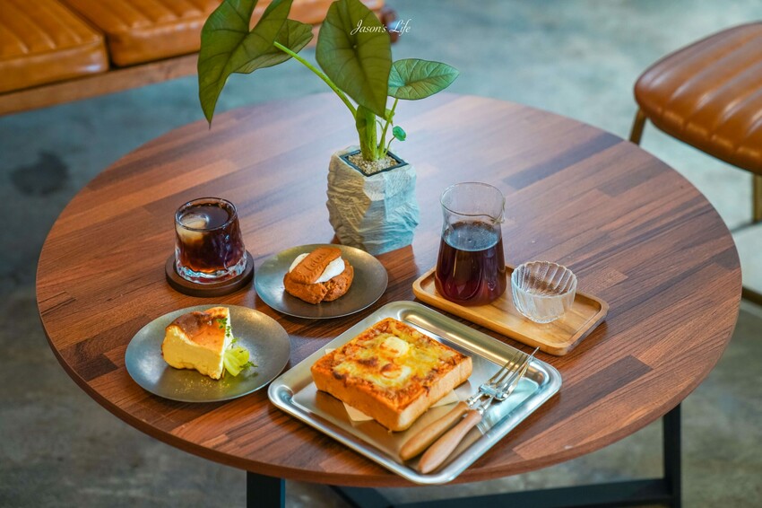 必訪彰化咖啡廳推薦：Euffee予琲陶甕珈琲工作室 / WalkerLand窩客島整理提供 未經許可不可轉載