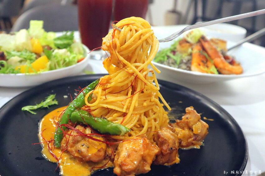 這家義大利麵也太好吃被驚豔到,珍珠奶茶雪花冰只要70元,真的相見恨晚啊~