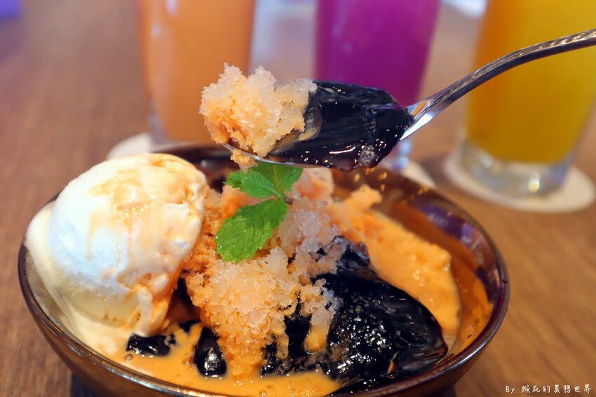 台中LaLaport北館新開幕餐廳，米其林推薦泰式料理，正宗泰菜NARA第9間店LaLaport台中店開幕