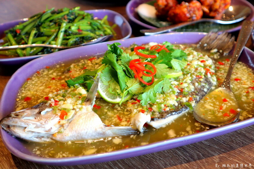 台中LaLaport北館新開幕餐廳，米其林推薦泰式料理，正宗泰菜NARA第9間店LaLaport台中店開幕