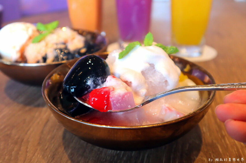 台中LaLaport北館新開幕餐廳，米其林推薦泰式料理，正宗泰菜NARA第9間店LaLaport台中店開幕