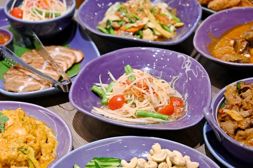 台中LaLaport新開幕大客滿 母親節限定套餐12道菜超豐盛 來自泰國正宗泰式料理/NARA Thai Cuisine泰式料理