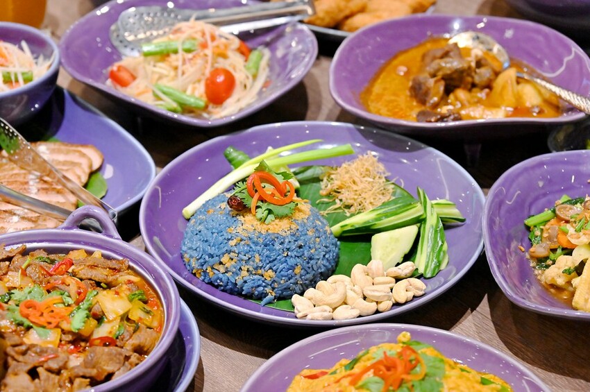 台中LaLaport新開幕大客滿 母親節限定套餐12道菜超豐盛 來自泰國正宗泰式料理/NARA Thai Cuisine泰式料理