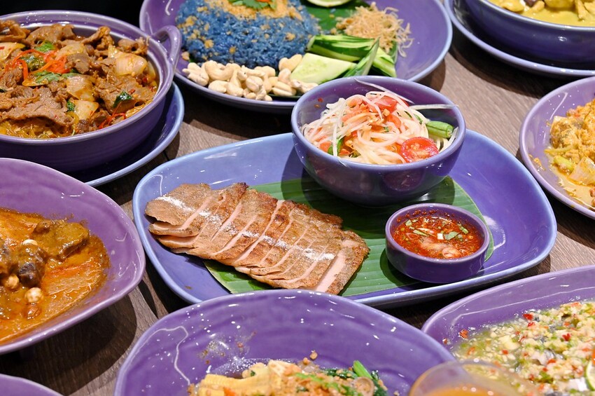 台中LaLaport新開幕大客滿 母親節限定套餐12道菜超豐盛 來自泰國正宗泰式料理/NARA Thai Cuisine泰式料理