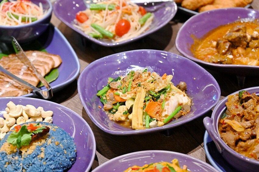 台中LaLaport新開幕大客滿 母親節限定套餐12道菜超豐盛 來自泰國正宗泰式料理/NARA Thai Cuisine泰式料理