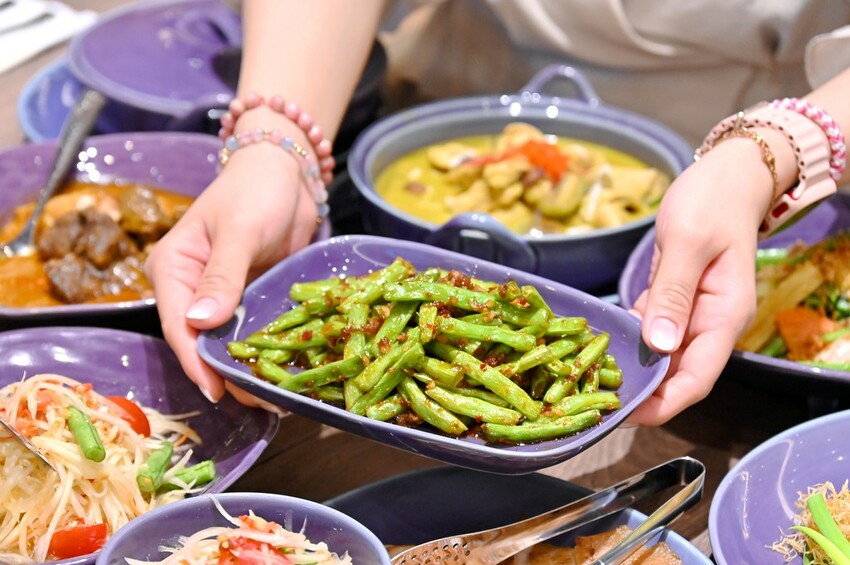台中LaLaport新開幕大客滿 母親節限定套餐12道菜超豐盛 來自泰國正宗泰式料理/NARA Thai Cuisine泰式料理