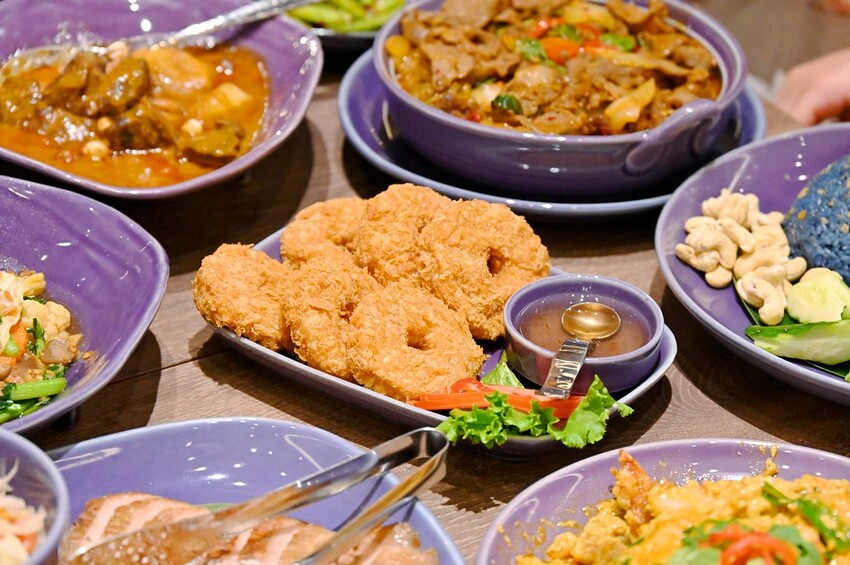 台中LaLaport新開幕大客滿 母親節限定套餐12道菜超豐盛 來自泰國正宗泰式料理/NARA Thai Cuisine泰式料理