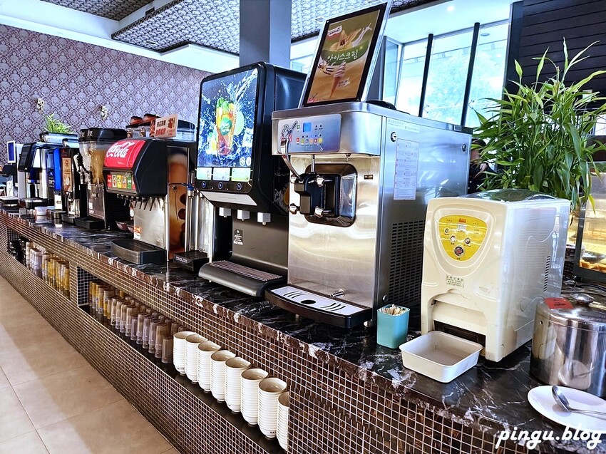 台中市南屯區羽葉麻辣火鍋-台中都會館｜火鍋加自助百匯吃到飽 和牛/哈根達斯無限供應