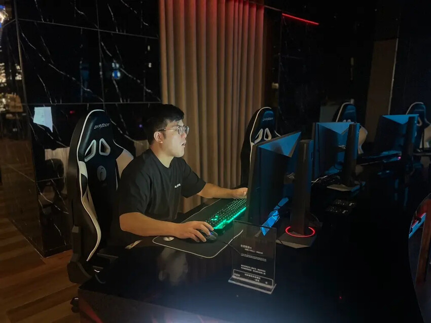 [ 桃園住宿 ] i hotel電競時租旅館| 近桃園機場捷