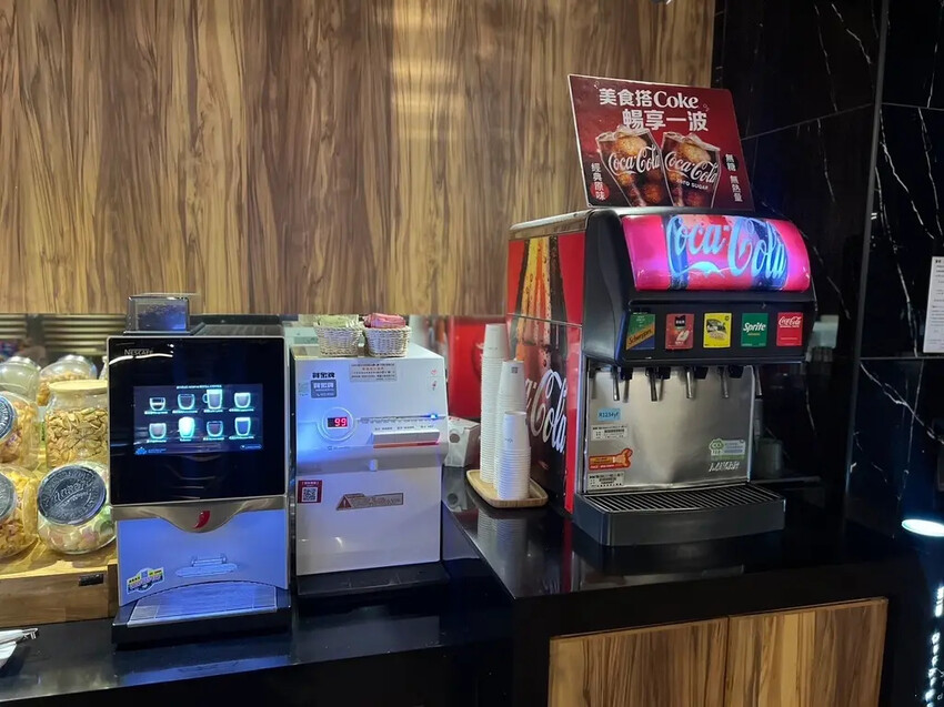 [ 桃園住宿 ] i hotel電競時租旅館| 近桃園機場捷