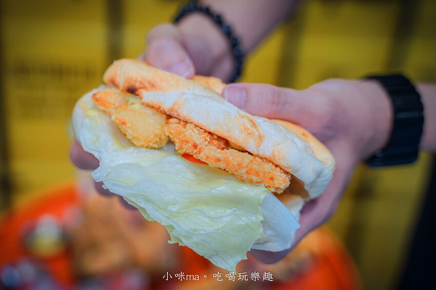 法大炸雞 板橋華江店｜台中超夯炸雞入駐板橋啦！超juicy滋味一口就難忘，多樣化的炸物點心也超強的，板橋美食/板橋宵夜推薦