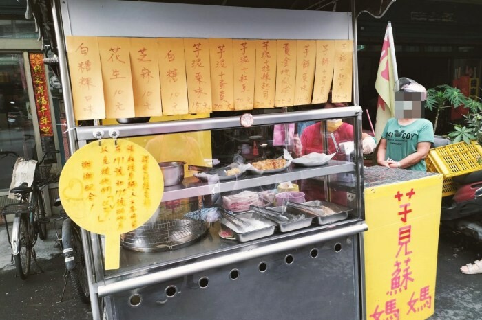 鳳山五甲美食 位於五甲二路上的無名素食臭豆腐&素香豆包