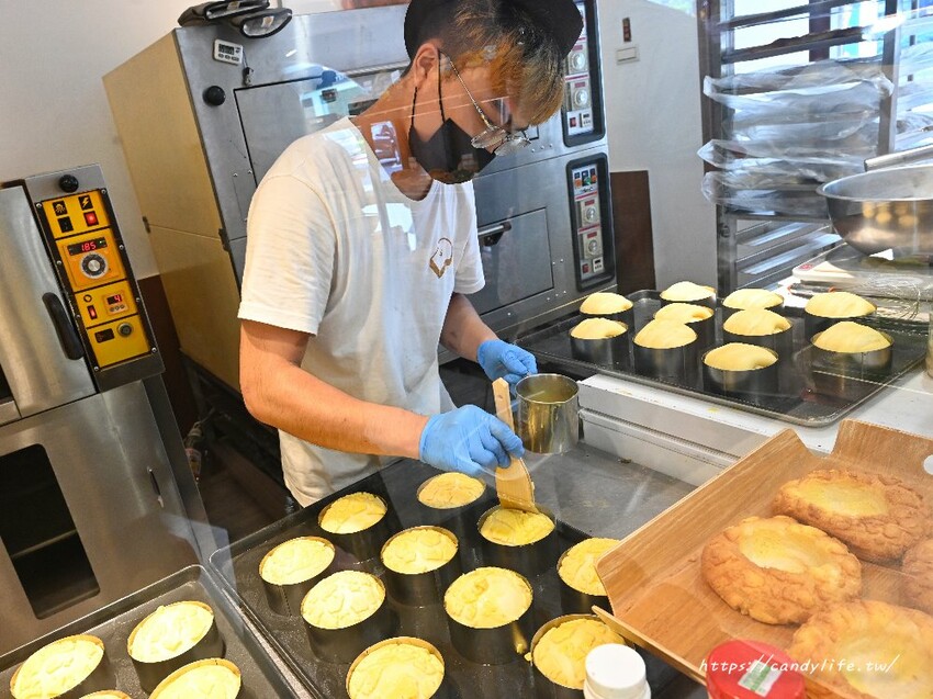 小鳥吃吐司|北部超人氣麵包店再開分店,品項超多,價格平價,秒殺等級,晚來搶不到!