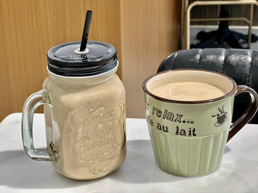 【台北】松江南京站美食｜早晨商行 四平商圈高CP早午餐 純白工業風 上班族激推必點辛炒麵 月見蛋流心太好吃