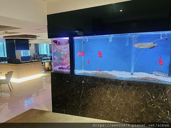 高雄住宿推薦 夏日輕旅行,就住捷運站附近的佑煦行旅吧～