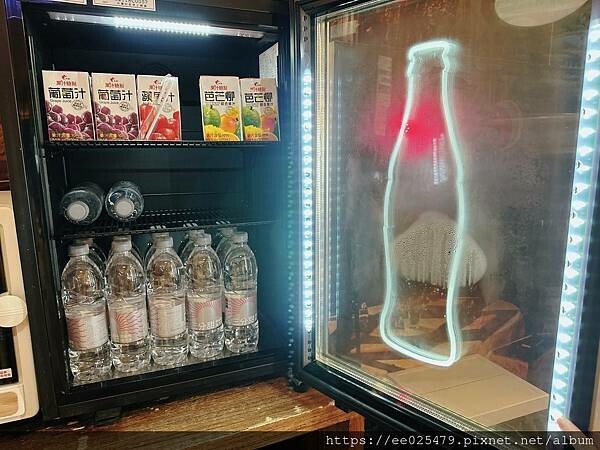 高雄住宿推薦 夏日輕旅行,就住捷運站附近的佑煦行旅吧～