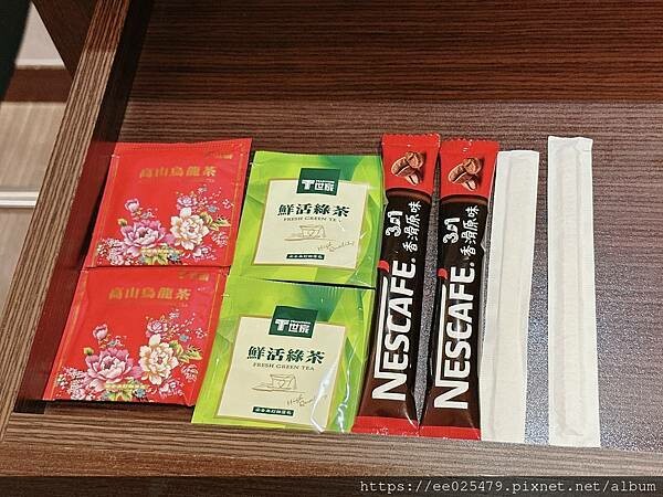 高雄住宿推薦 夏日輕旅行,就住捷運站附近的佑煦行旅吧～