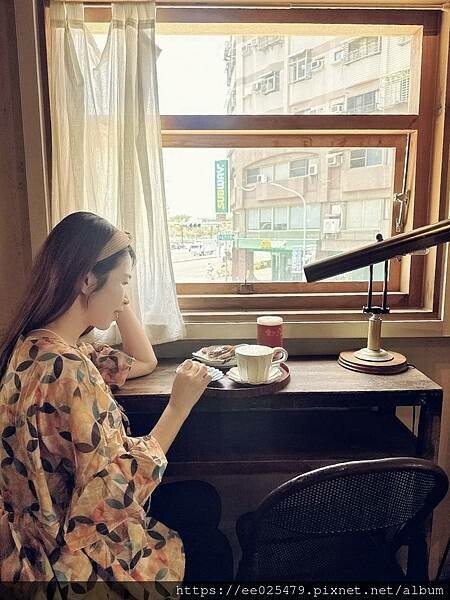 高雄住宿推薦 夏日輕旅行,就住捷運站附近的佑煦行旅吧～