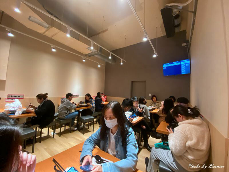 十三川日本拉麵定食-大安店~平價享用拉麵的選擇處 @Bernice的隨手筆記