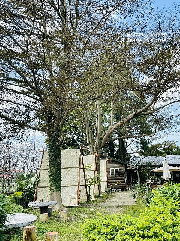 大地綠與三角帳蓬的田園風格，融合客家與現代的老宅咖啡館，一起來耍廢～Hakkafe’哈嘠廢 @魚兒 x 牽手明太子的「視」界旅行
