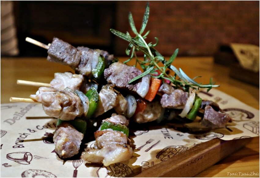 IMG_2196.JPG IMG_2196.JPG