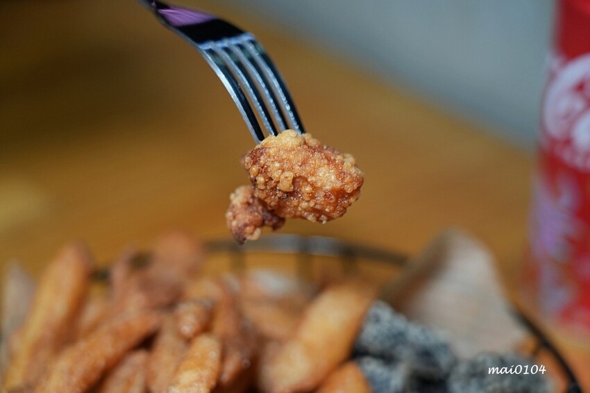 新北市板橋區板橋美食|橙子美式炭烤餐廳~板橋美式炭烤餐廳也是餐酒館,價格平實、餐點份量十足又美味