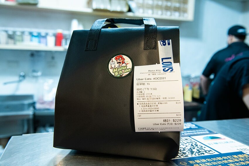 「Hollly Shake 賀雪莉 美式奶昔專賣店 台北內湖店」香濃順口的道地美式，台北奶昔必喝前三名 下午茶推薦