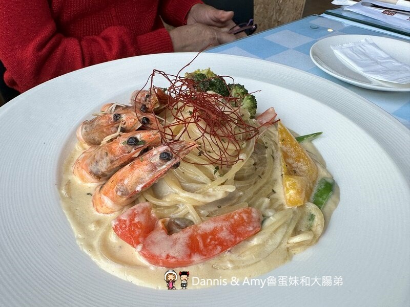 桃園龍潭夜景餐廳︱雲頂景觀餐廳初訪,餐點美味但強烈建議來看夕陽和夜景才是正解無誤 - Dannis Amy魯蛋妹大腸弟︱美食旅遊生活