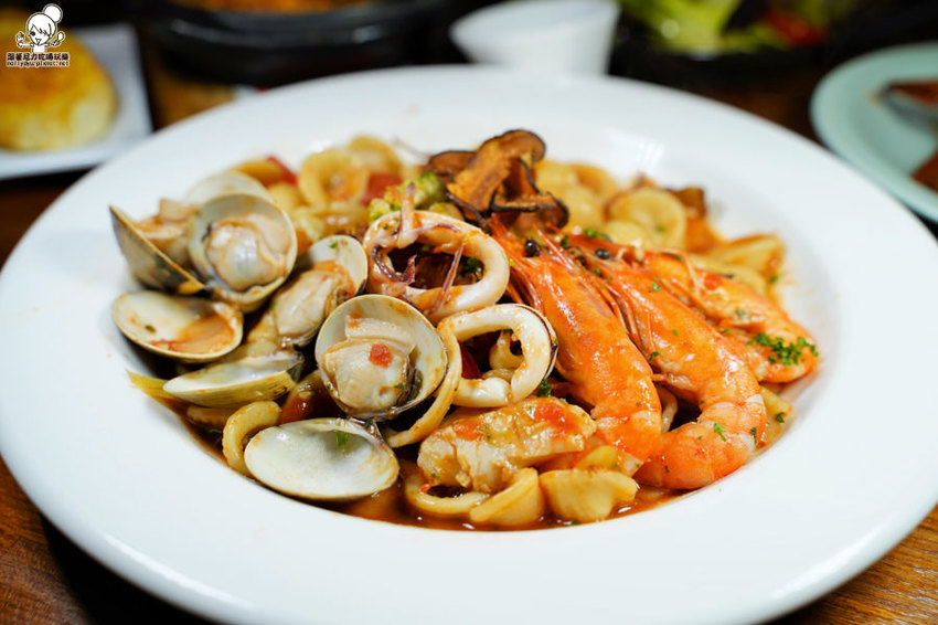 小義樓 義大利麵 高雄 新堀江 聚餐 推薦 必吃