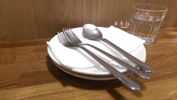 小義樓：【高雄/食﹡新興】久違的異國美味．小義樓