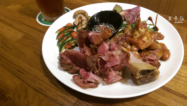 小義樓：【高雄/食﹡新興】久違的異國美味．小義樓