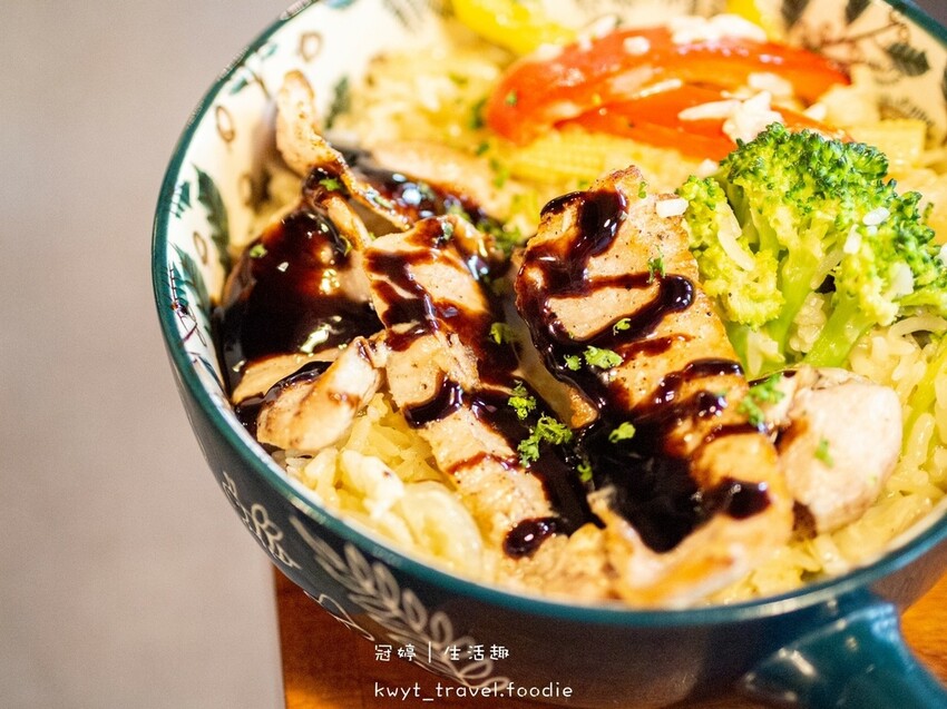 LINE_ALBUM_高雄異國料理餐廳推薦-新興區聚餐餐廳-捷運中央公園站美食-小義樓MiniTrattoria -義_42.jpg