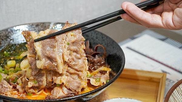 LINE_ALBUM_瓏澤拉麵 二傻夫婦_230504_7.jpg