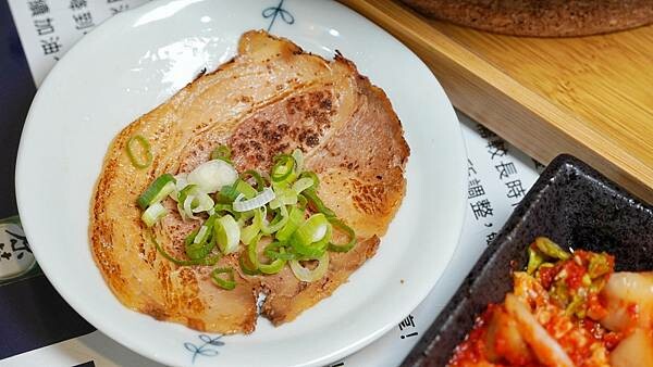 LINE_ALBUM_瓏澤拉麵 二傻夫婦_230504_0.jpg