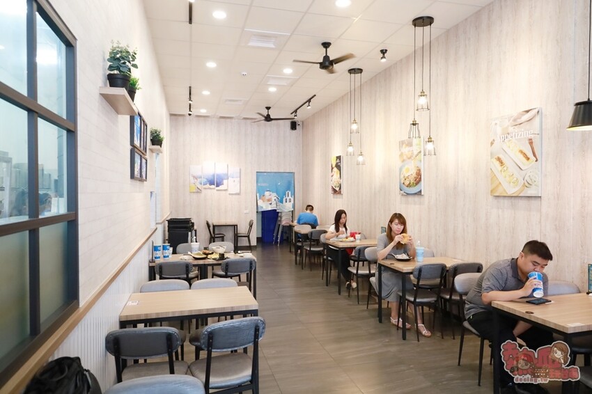 【台南美食】晨間廚房推出全新青花椒豬系列餐點，還有花磚杯和可愛吸管套等你來收藏~ - 熱血玩台南。跳躍新世界