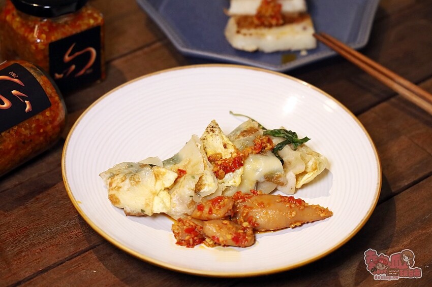 【台南伴手禮】學甲問辣椒!辣椒醬竟然能吃到整隻小卷,還有滿滿的火燒蝦乾,史上最狂辣椒醬~ - 熱血玩台南。跳躍新世界