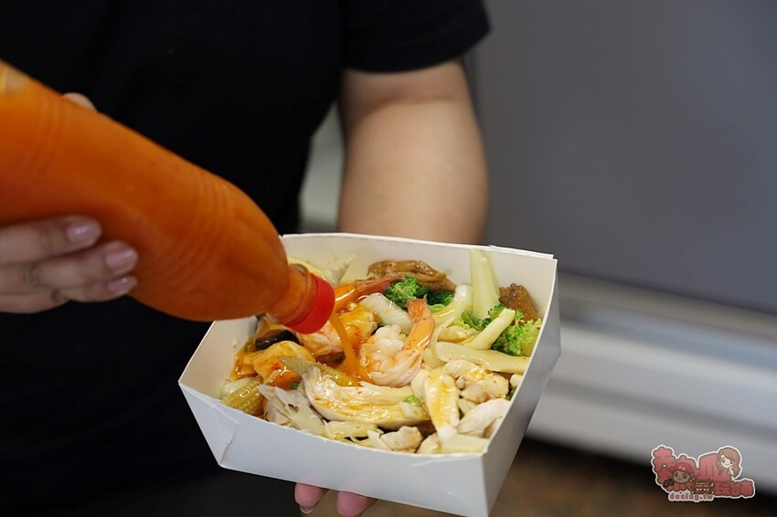 【台南美食】永香鹽水雞裕農店！台南口味最多的鹽水雞店，現在台南東區也能吃到，泰式口味鹽水雞超爆好吃的啦~ - 熱血玩台南。跳躍新世界