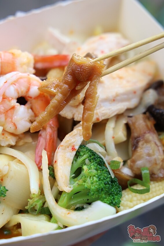 【台南美食】永香鹽水雞裕農店！台南口味最多的鹽水雞店，現在台南東區也能吃到，泰式口味鹽水雞超爆好吃的啦~ - 熱血玩台南。跳躍新世界