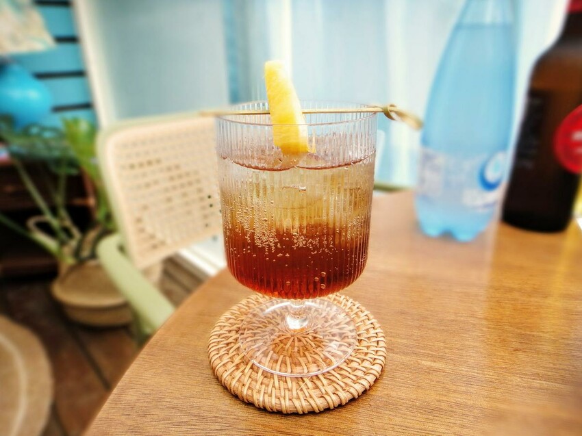 【美食】「蔥浪堡」漢堡、炸物、衝浪用品，宜蘭礁溪漢堡推薦、礁溪網美餐廳、礁溪寵物友善餐廳 (附菜單)