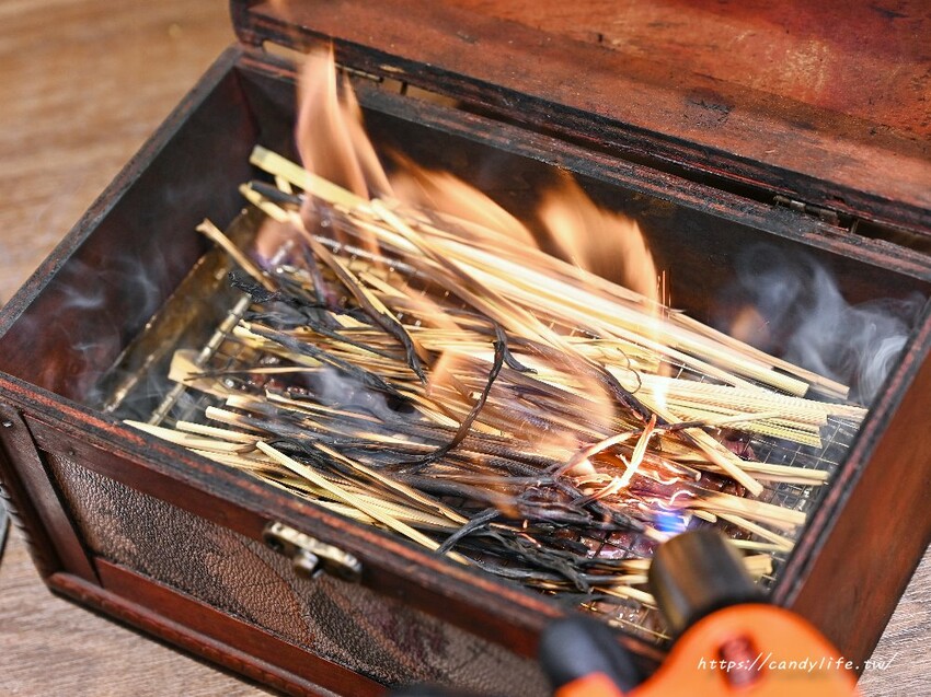 台中市西屯區台中必吃燒肉，餐點好吃份量又多，日本鳥居造景超好拍，還有免費和服體驗