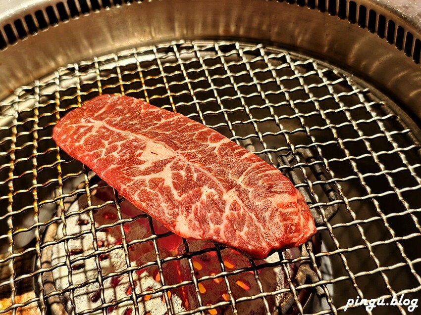 山鯨本家．HONKE｜奢華和牛饗宴 台中西屯高檔燒肉推薦 免費和服體驗 - 小企鵝生活趣